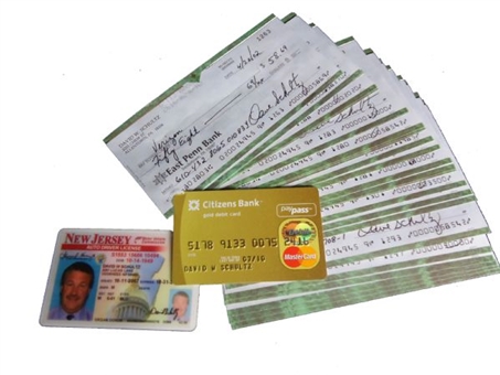 Dave Schultz NJ drivers license & Mastercard & 25 endorsed/cancelled checks